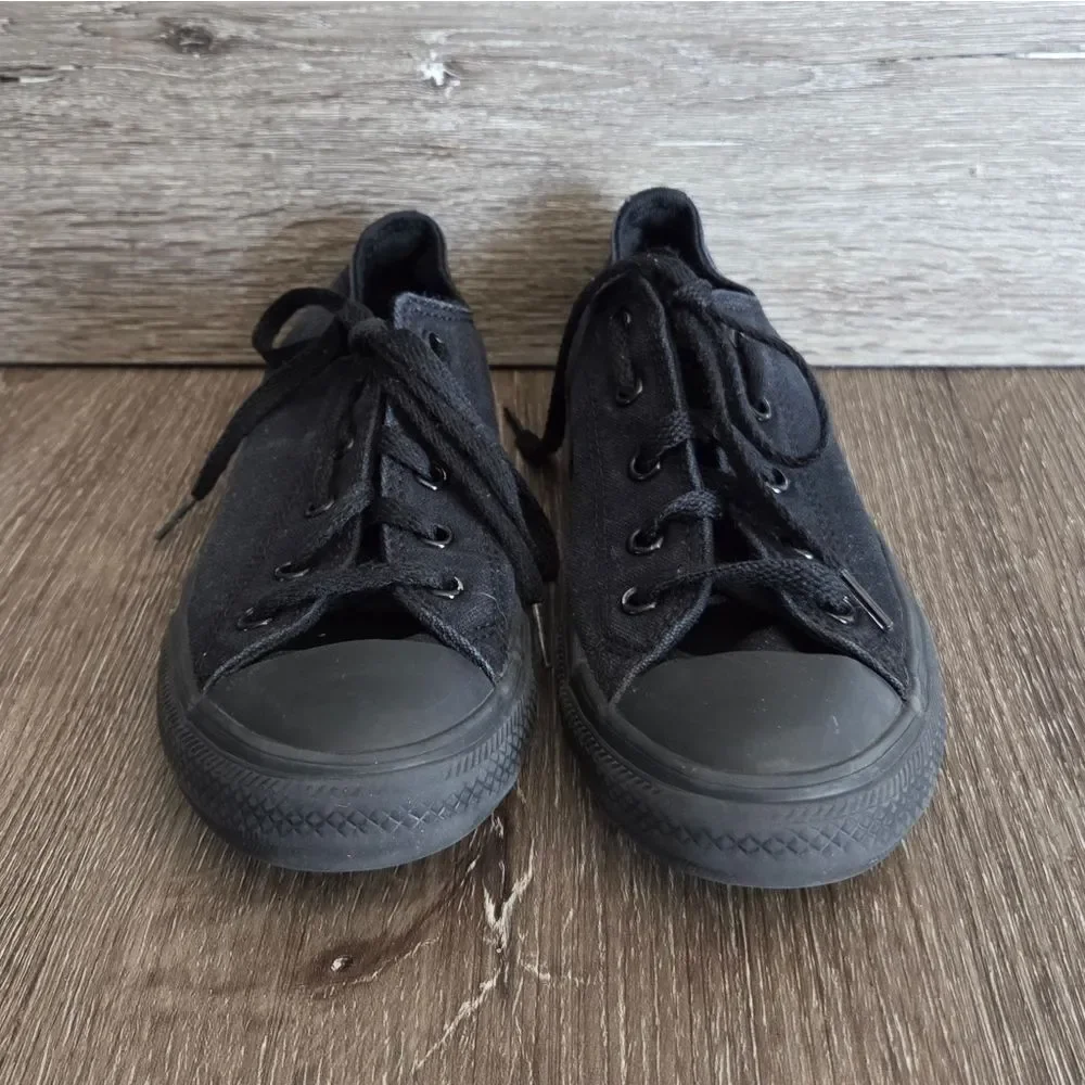 Converse Chuck Taylor All Star Black Sneaker Size 2